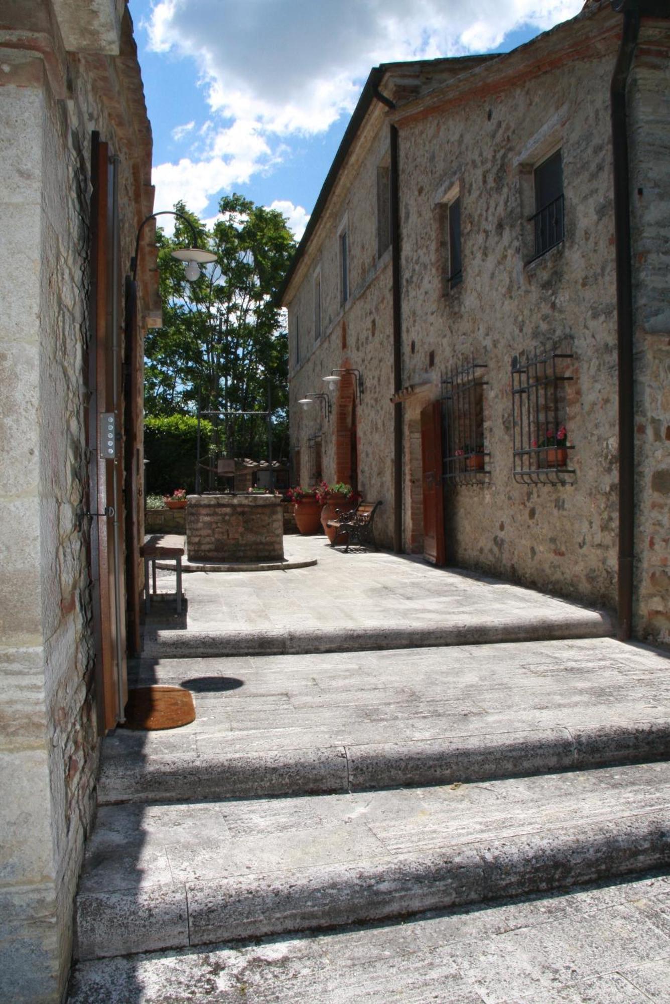 Podere La Chiusella B&B 라폴라노테르메 외부 사진